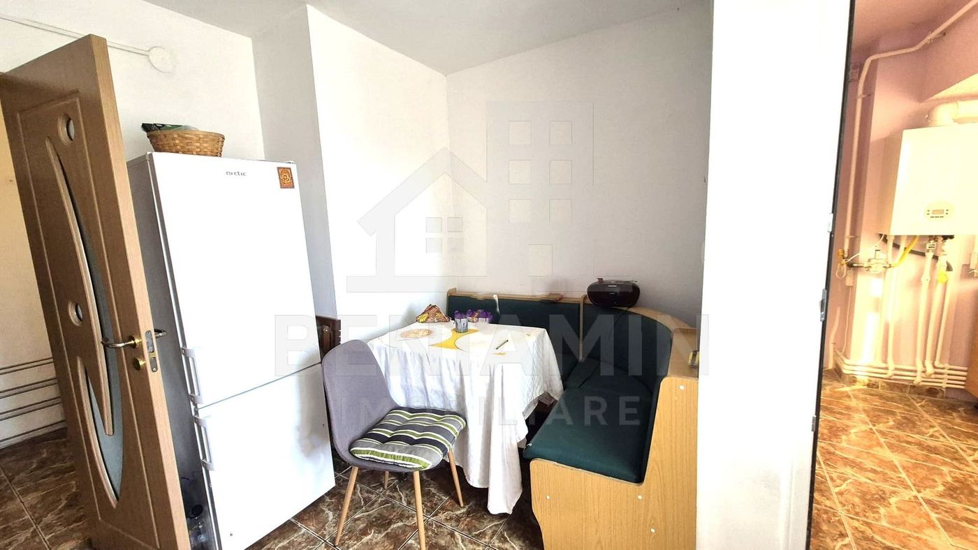 3 camere decomandat-73MP- Centrala Termica-Aer Conditionat-Mcdonalds - foto 8