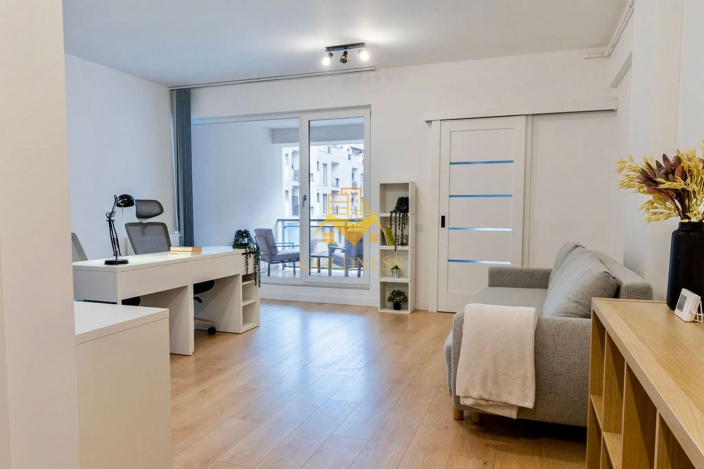 O camera/birou, Modern, Parcare, Golden Tulip, UMF, Zorilor, Lidl - Imagine principala