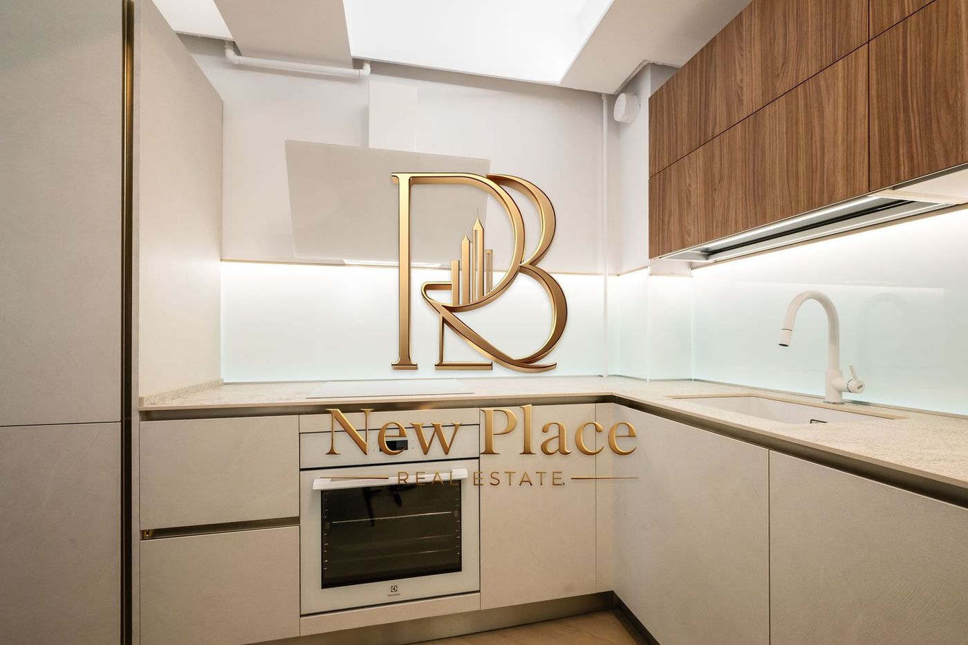 [VIDEO] CORTINA NORTH | Mobila Rovere | Parcare subterana | LUX - foto 8