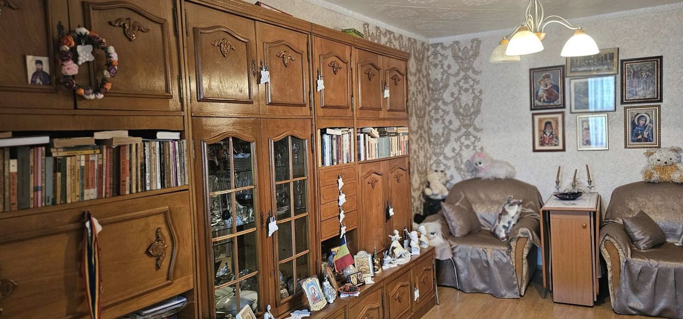 Apartament 2 camere de vanzare, IC Frimu, 57 mp, 2 balcoane, etaj 3/4 - Imagine principala