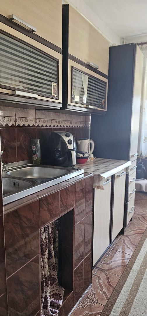 Apartament 2 camere de vanzare, IC Frimu, 57 mp, 2 balcoane, etaj 3/4 - foto 4