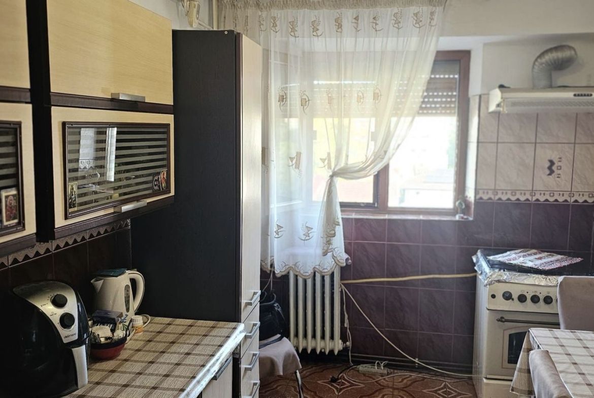 Apartament 2 camere de vanzare, IC Frimu, 57 mp, 2 balcoane, etaj 3/4 - foto 5