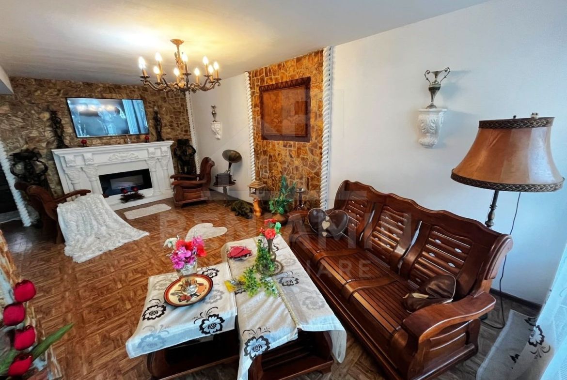 Casa Deosebita 3Camere 3Bai 1460mp Teren Garaj Piscina Bariera Valcii - foto 3