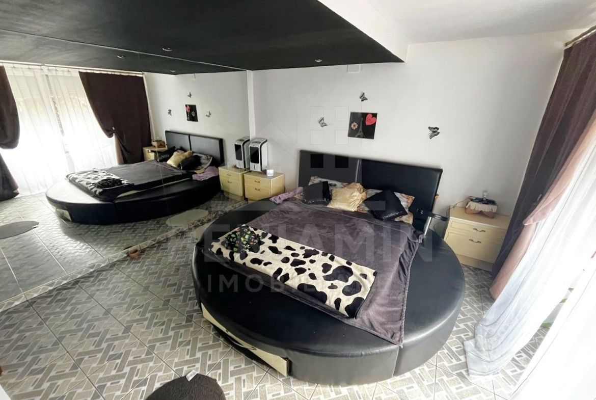 Casa Deosebita 3Camere 3Bai 1460mp Teren Garaj Piscina Bariera Valcii - foto 7