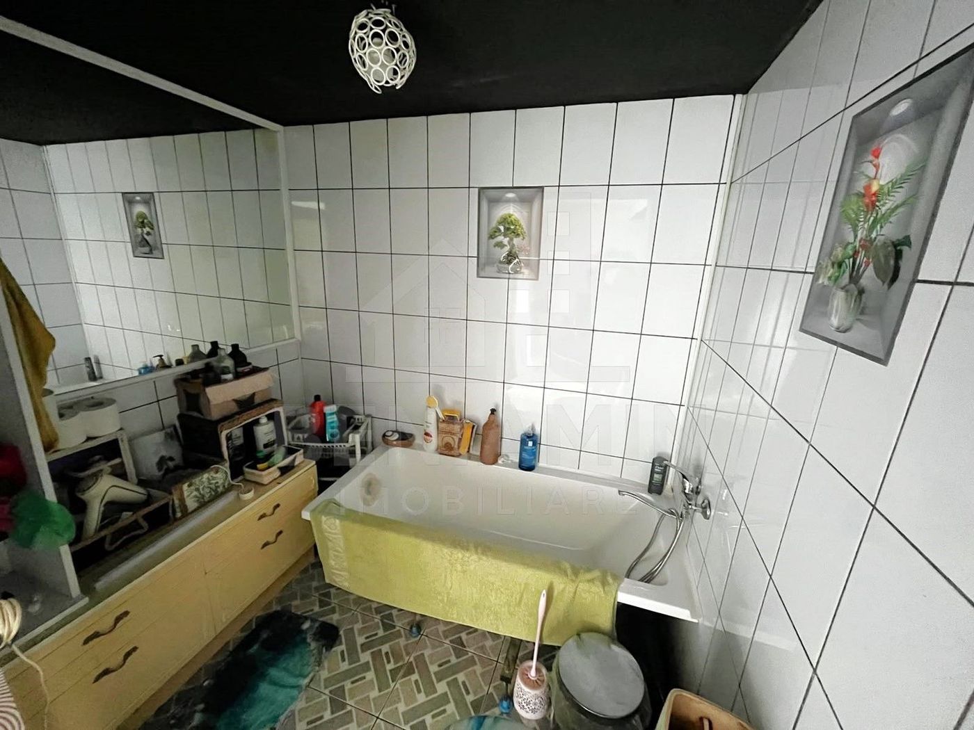 Casa Deosebita 3Camere 3Bai 1460mp Teren Garaj Piscina Bariera Valcii - foto 8