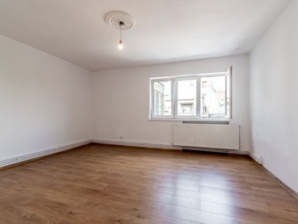 PRET NOU! Apartament 2 camere Ultracentral bvd Revolutiei - COMISION 0 - foto 3