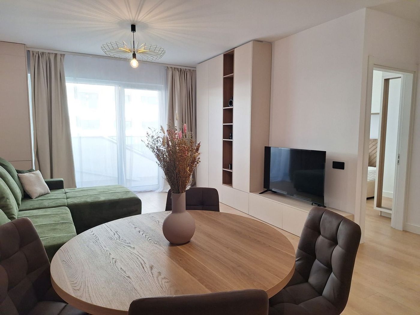 Apartament modern I 2 camere I Ansamblul Eroilor I Floresti - foto 4