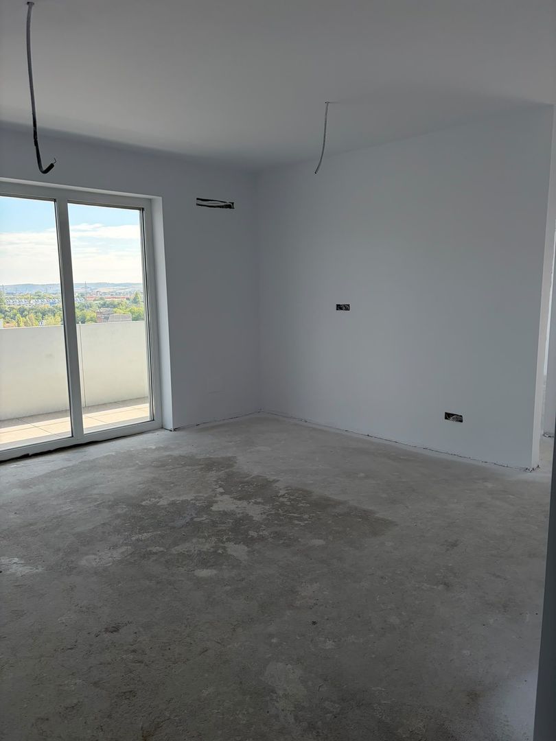 Apartament decomandat | 3 camere | 2 bai | 2 terase | parcare | Junior - foto 3