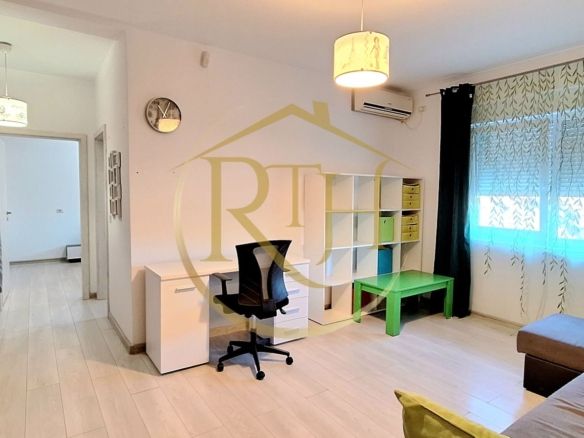 Apartament de inchiriat, 2 camere, Giroc zona centrala, langa Scoala - Imagine principala