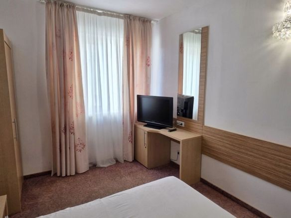 Apartament 2 camere de închiriat – Vitan Rin Grand Hotel 38 mp - Imagine principala
