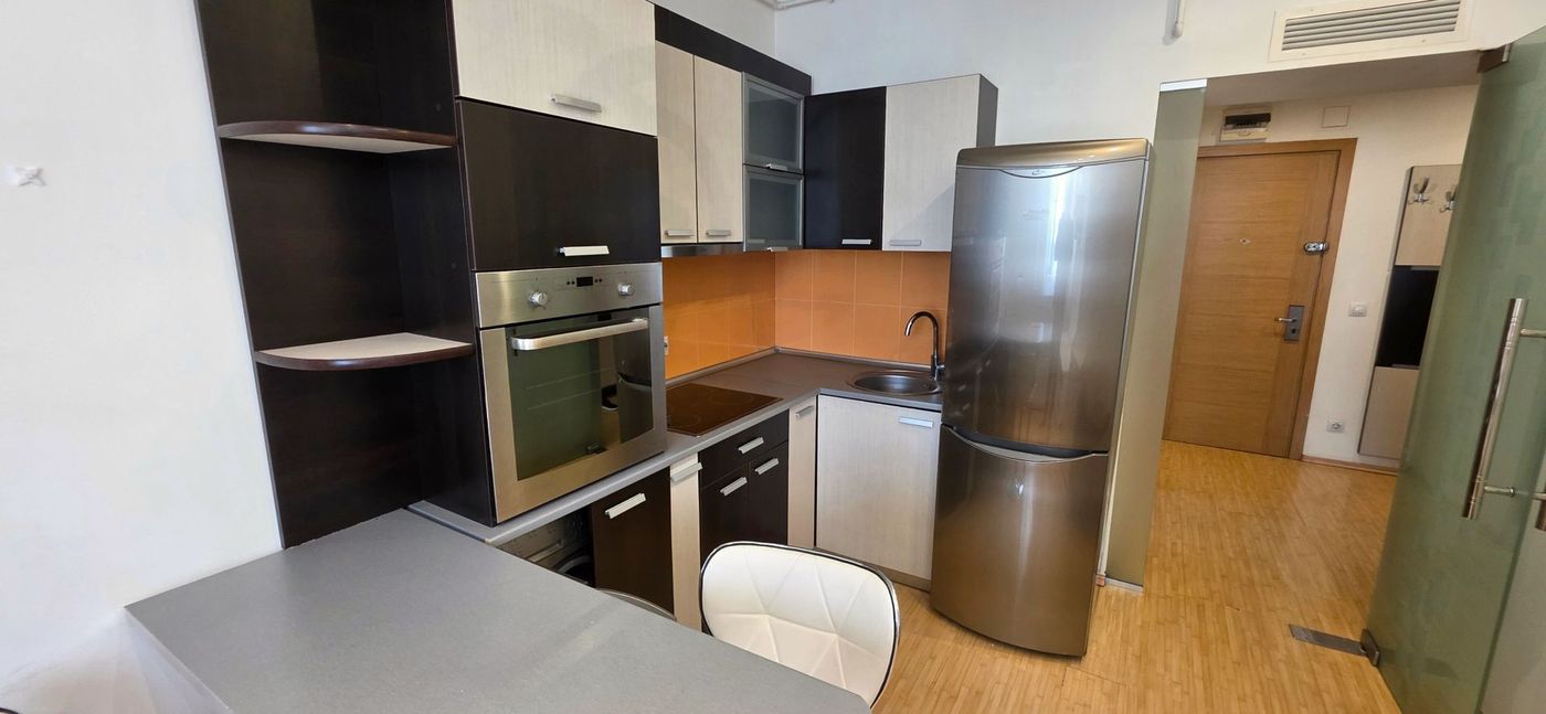 Apartament 2 camere de închiriat – Vitan Rin Grand Hotel 38 mp - foto 3