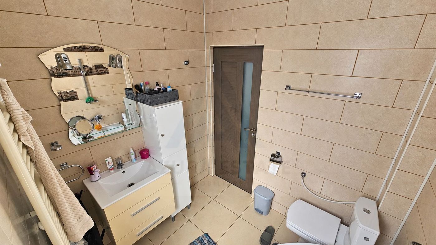 Apartament 3 camere 70 mp utili etaj 1 cu 2 locuri parcare pe D Renard - foto 5