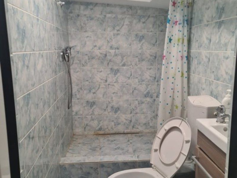 Garsoniera mobilata si utilata - zona garii 200 euro - foto 6