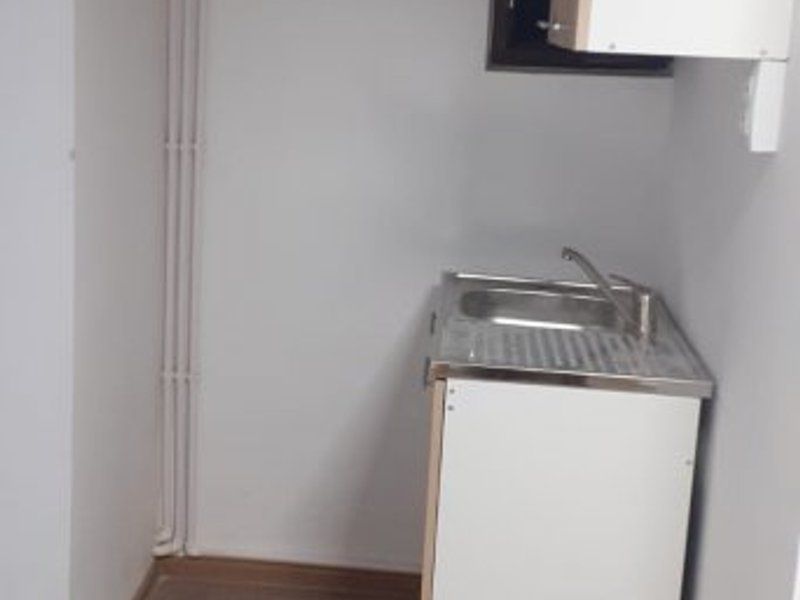 Garsoniera de inchiriat – Zona Centrala / Gara – 200 euro - foto 5