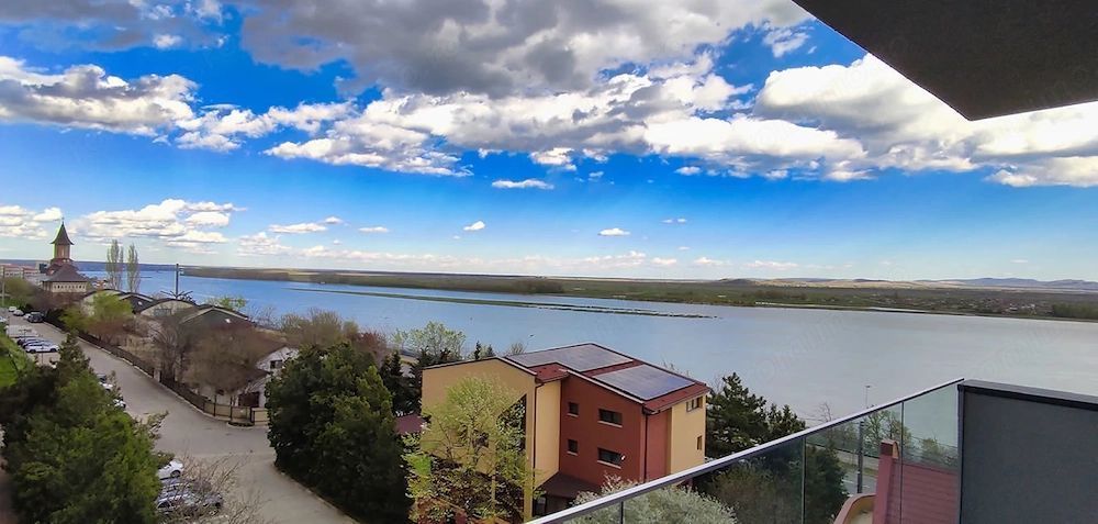 De inchiriat apart. 2 Camere - Riviera - Vedere Dunăre și Parcare Privată - foto 8