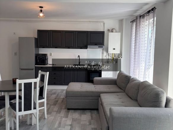 Apartament la cheie | 2 camere | parcare | Lombului - Imagine principala