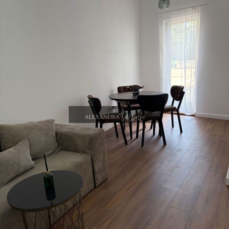 Apartament la cheie | 2 camere | parcare | Lombului - Imagine principala