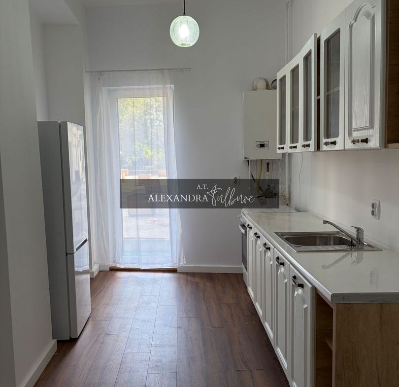 Apartament la cheie | 2 camere | parcare | Lombului - foto 2