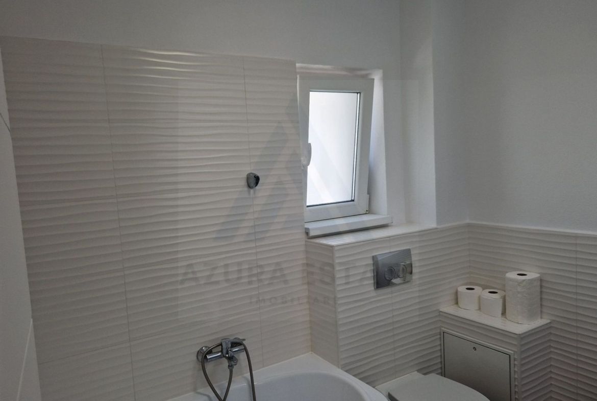 Casa 4 camere 84 mp utili curte privata balcon parcare Zona Triajului - foto 5