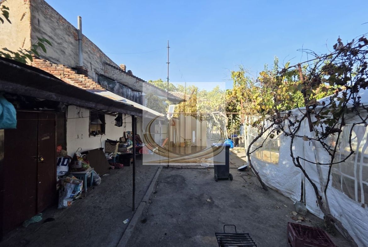 CASĂ DEMOLABILĂ + TEREN 781 MP | ZONA PREMIUM CARDIOVASCULAR – MODERN - foto 3