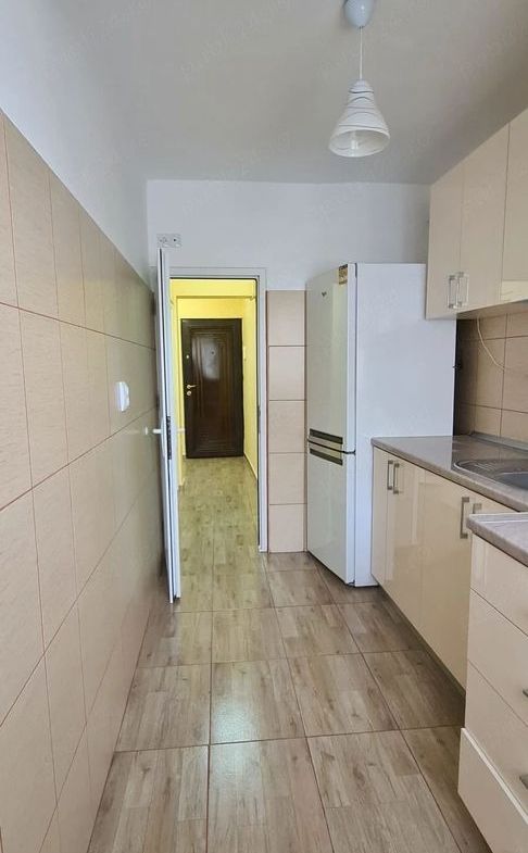 De inchiriat apartament 1 camera micro 20, etaj 1, 1500 lei - foto 2