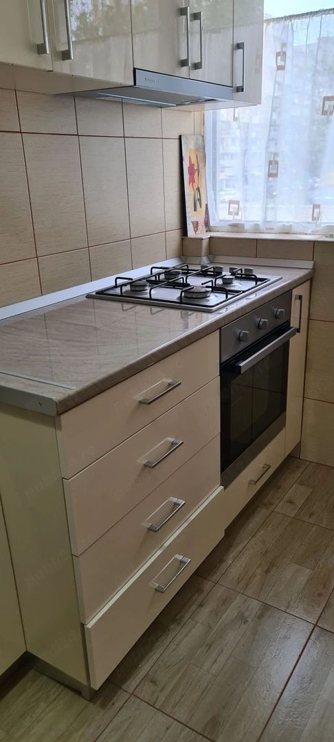 De inchiriat apartament 1 camera micro 20, etaj 1, 1500 lei - foto 3