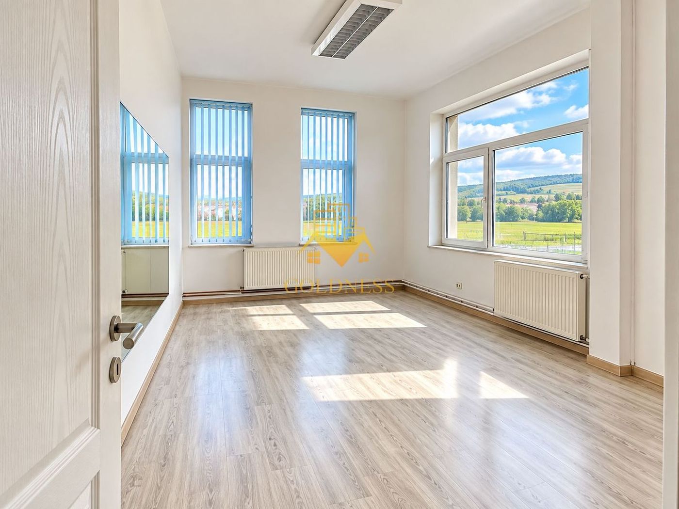 Spatiu comercial/ birouri, aprox. 200 mp, lângă METRO, BMW, Floresti - foto 2
