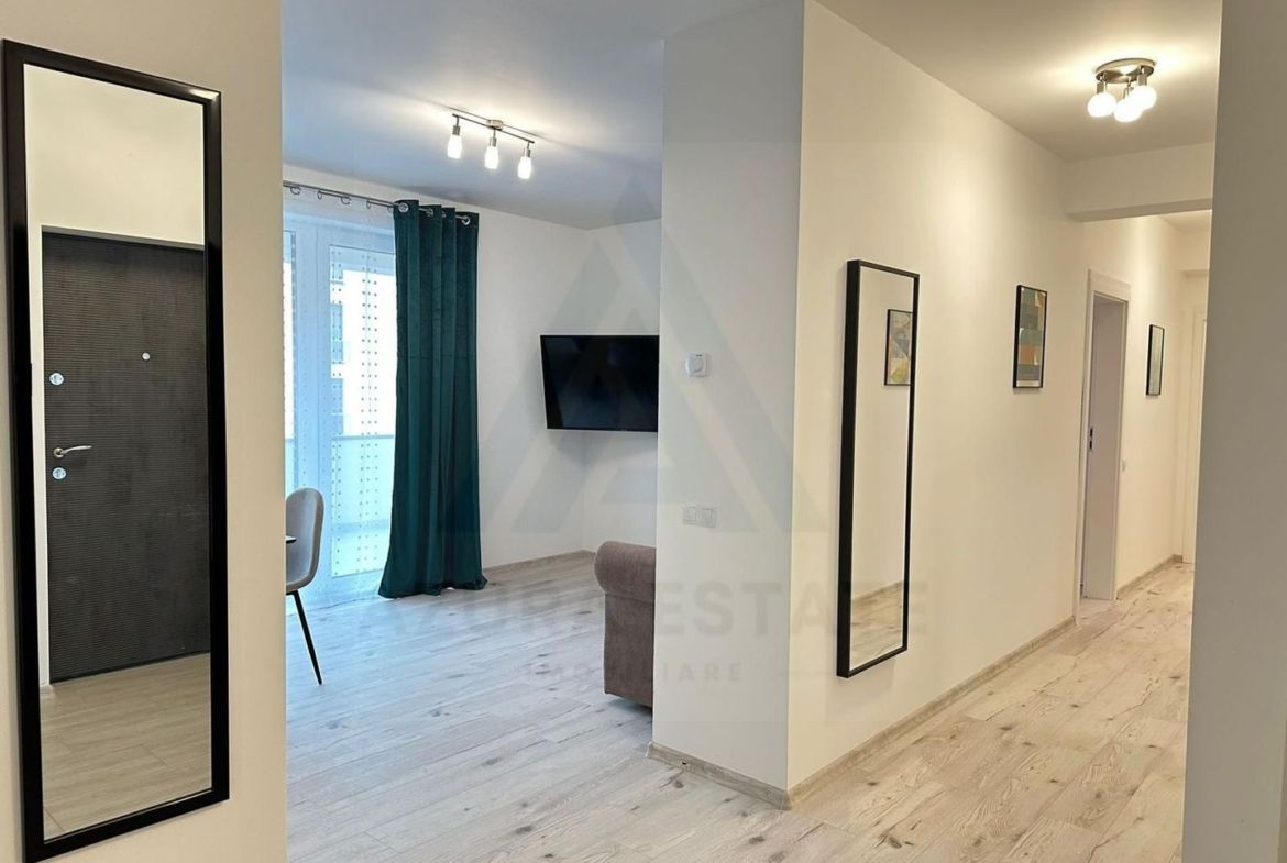 Apartament modern 3 camere 101 mp 2 bai lift terasa si parcare Central - Imagine principala