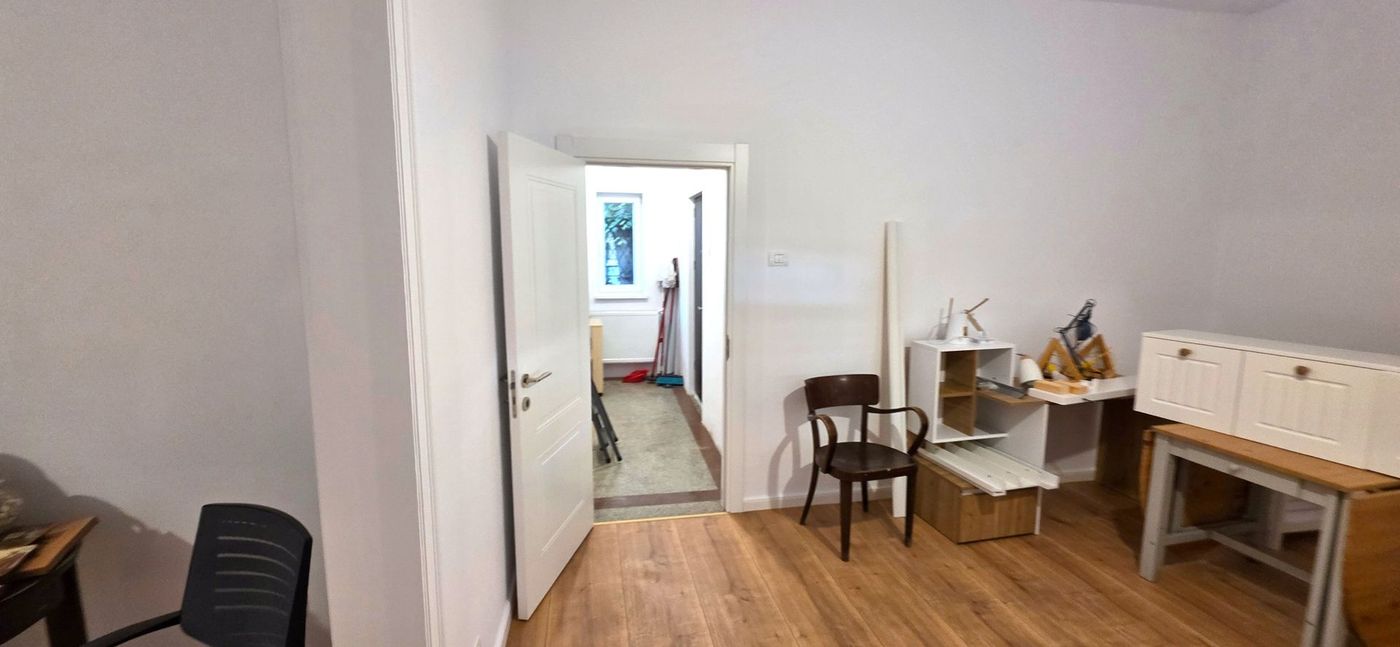 Banu Manta parter de vila 4 camere de inchiriat - foto 2
