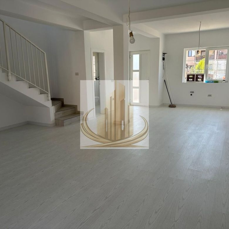 Duplex Modern P+1, 4 Camere, 120 mp Utili, Teren 627 mp – Moșnița Nouă - Imagine principala
