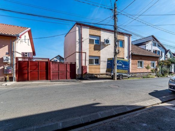 Casa in Micalaca - teren 457 mp - Garaj si Gradina - COMISION 0% - Imagine principala
