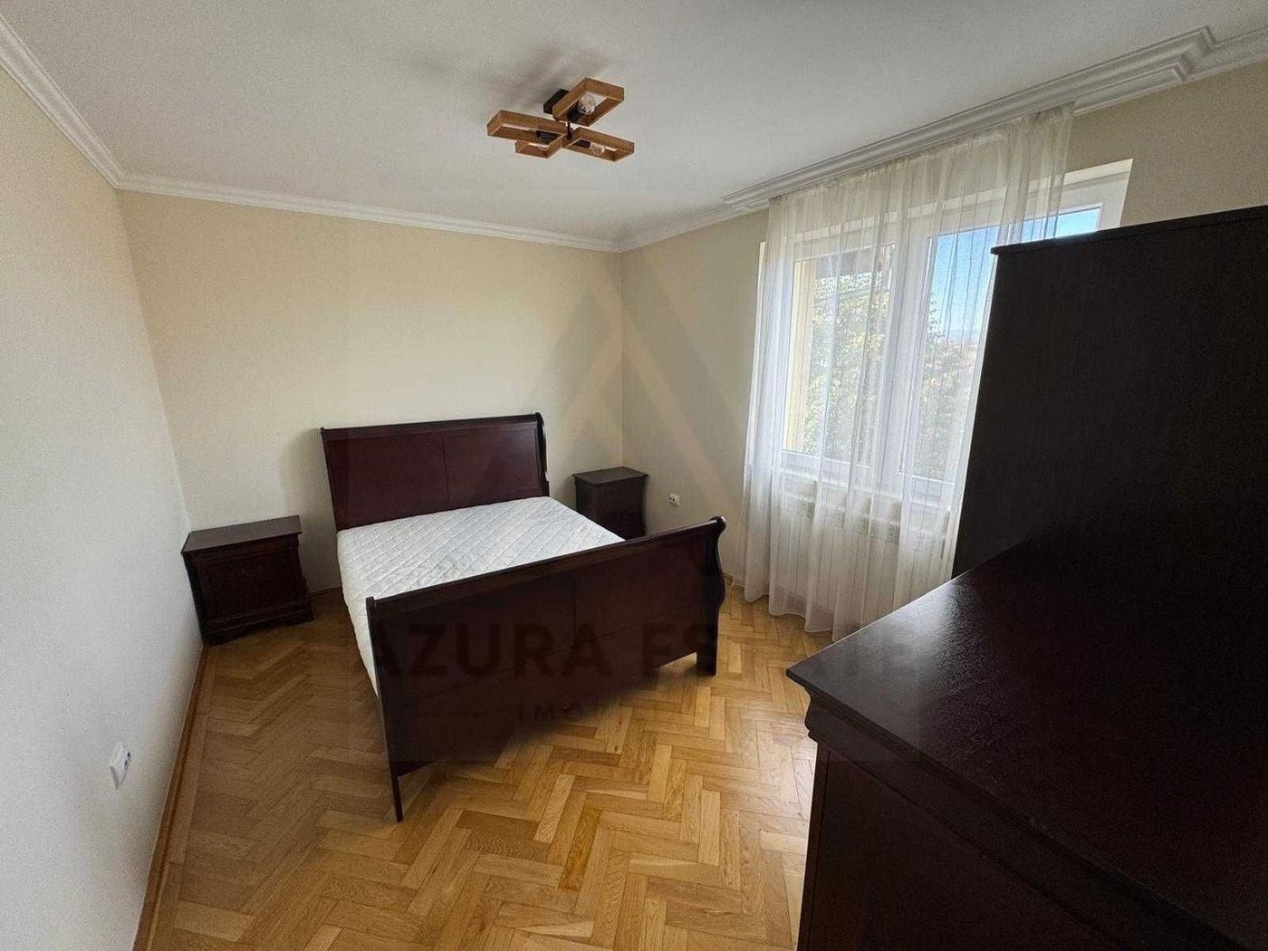 Apartament 2 camere 70 mp utili etaj 2 balcon si pivnita Trei Stejari - Imagine principala Apartament 2 camere 70 mp utili etaj 2 balcon si pivnita Trei Stejari - Imagine principala
