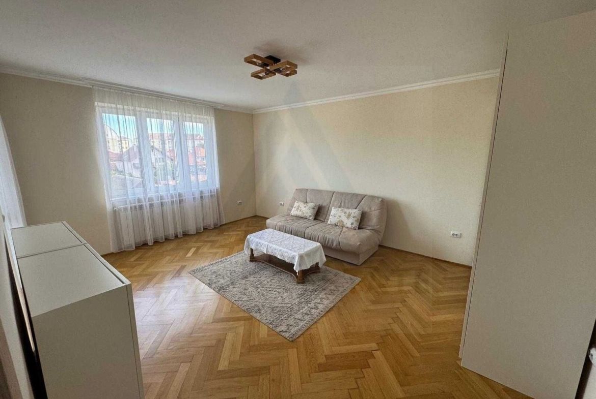 Apartament 2 camere 70 mp utili etaj 2 balcon si pivnita Trei Stejari - foto 2