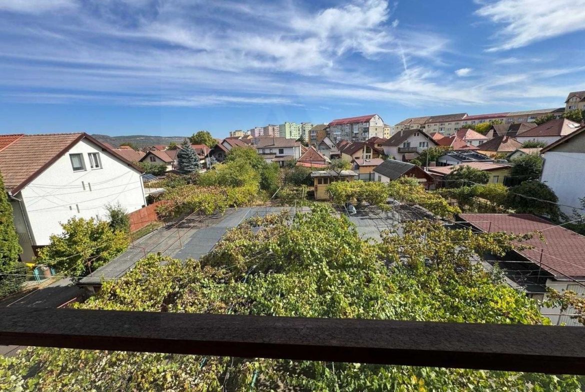 Apartament 2 camere 70 mp utili etaj 2 balcon si pivnita Trei Stejari - foto 8