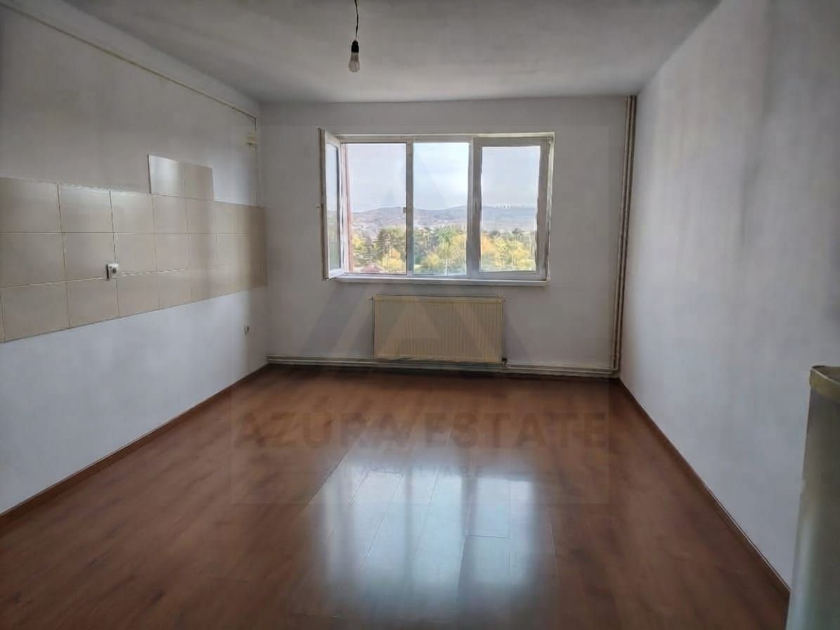 Apartament 3 camere nemobilat 52 mp utili zona Trei Stejari - Imagine principala