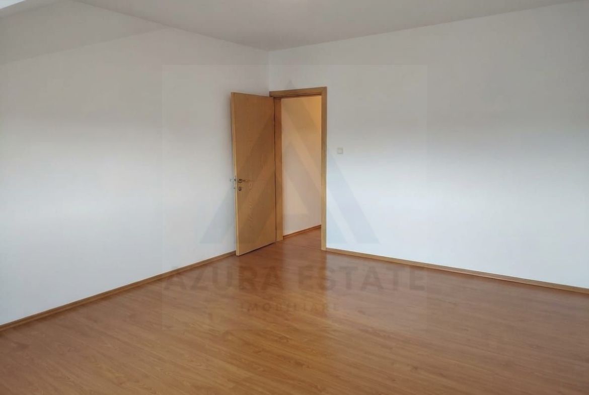 Apartament 3 camere nemobilat 52 mp utili zona Trei Stejari - foto 3