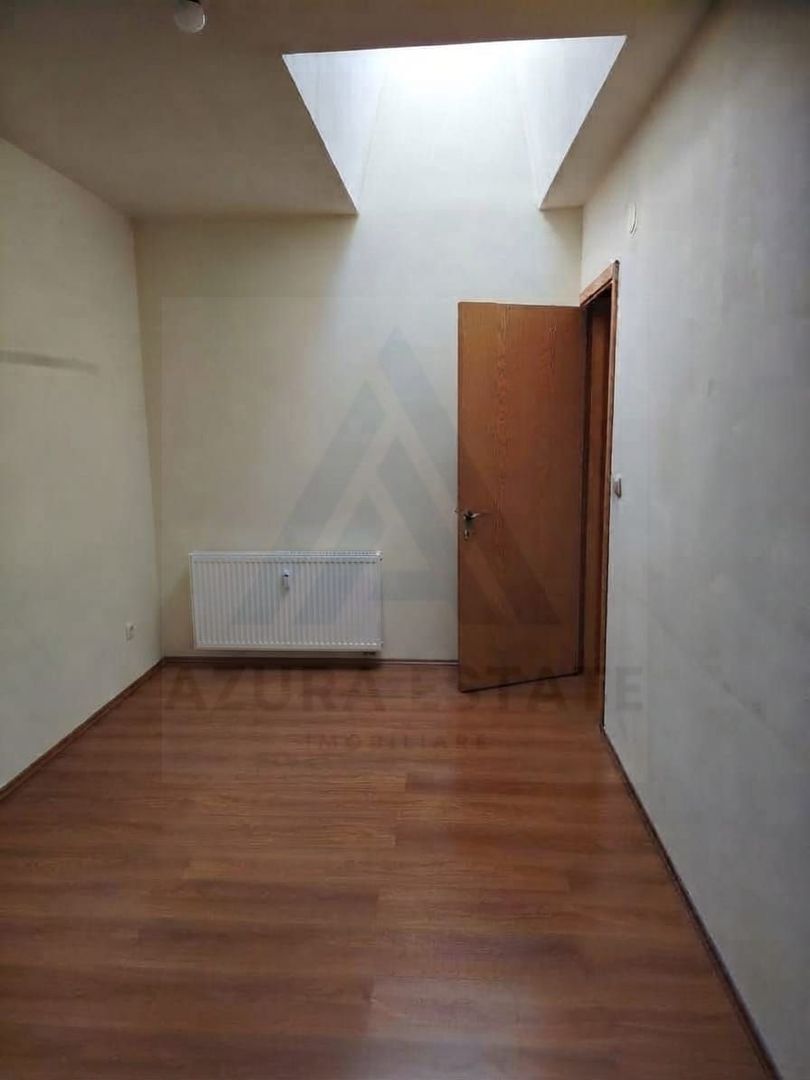 Apartament 3 camere nemobilat 52 mp utili zona Trei Stejari - foto 4