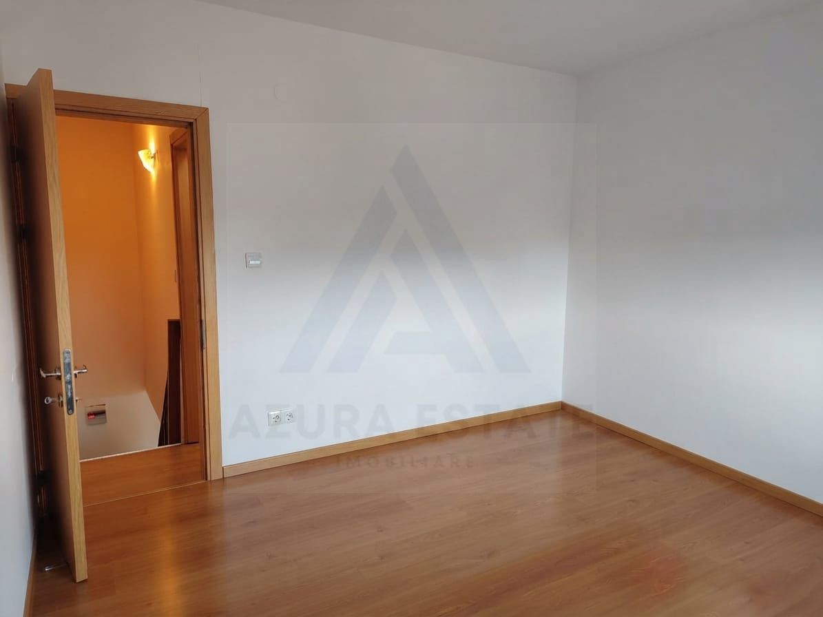 Apartament 3 camere nemobilat 52 mp utili zona Trei Stejari - foto 6