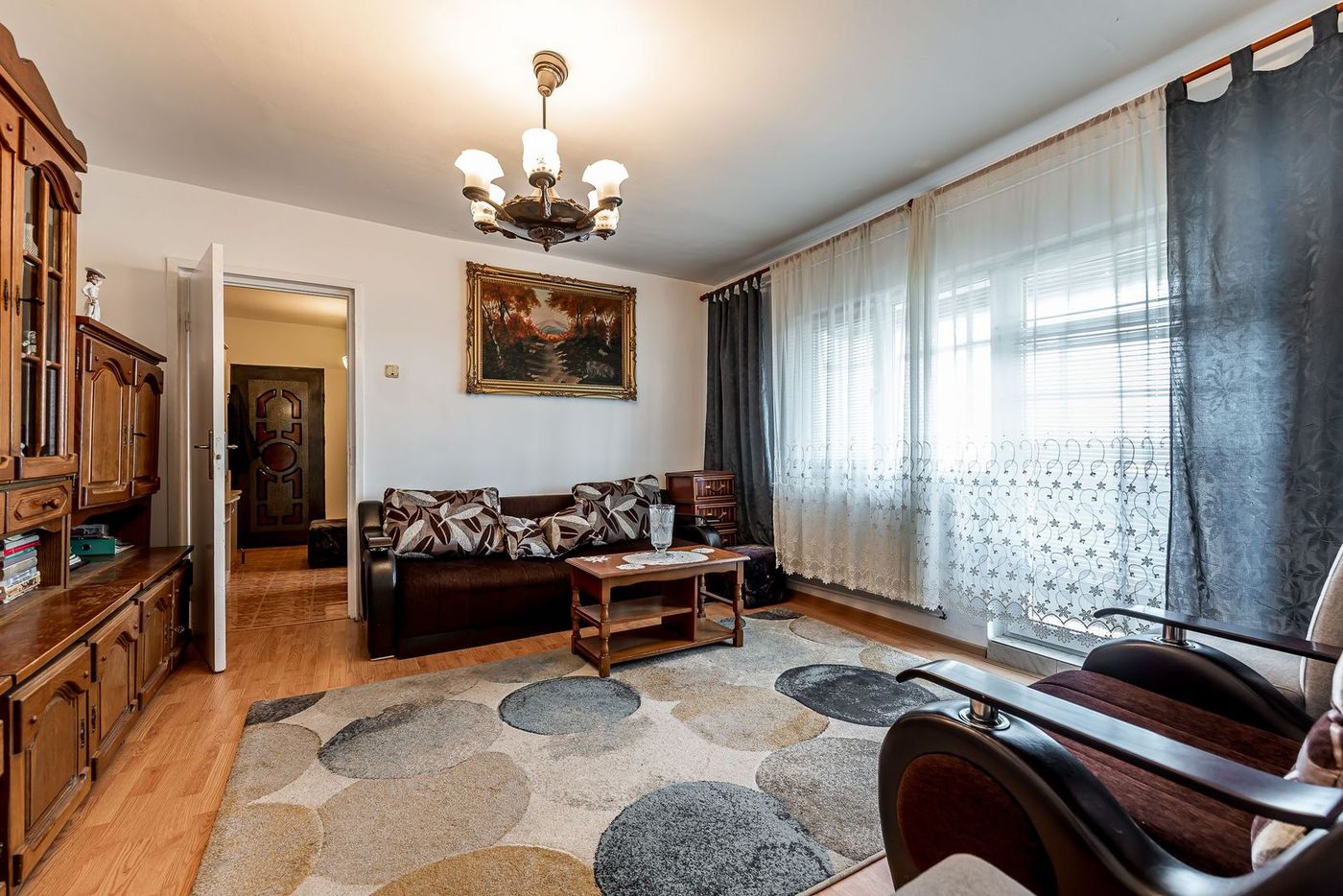 Apartament 2 camerel, bloc V8,  Zona 6 Vânători. - foto 3