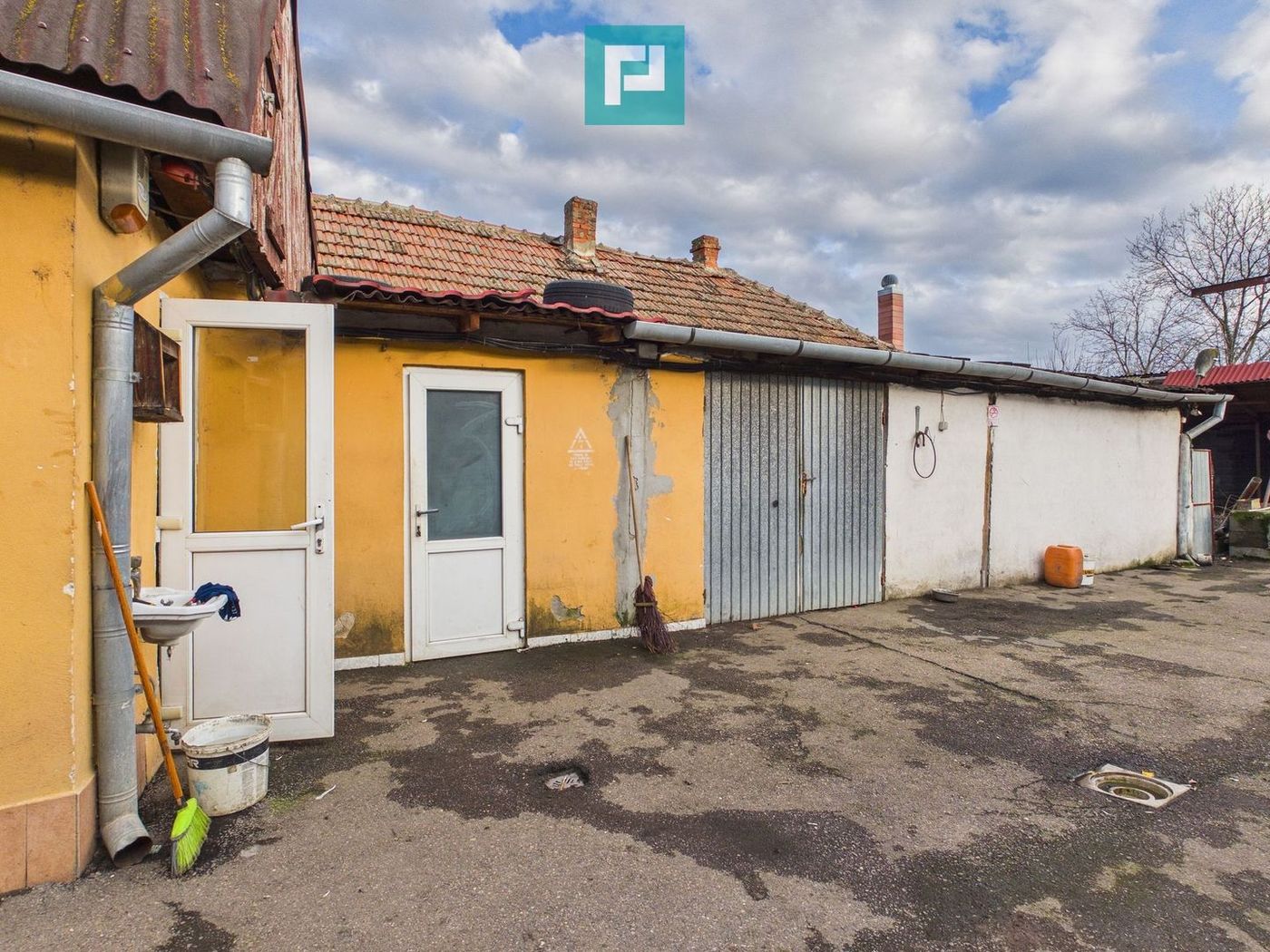 Preț redus la 64.000€! Casă/firmă Navigatorilor - foto 4