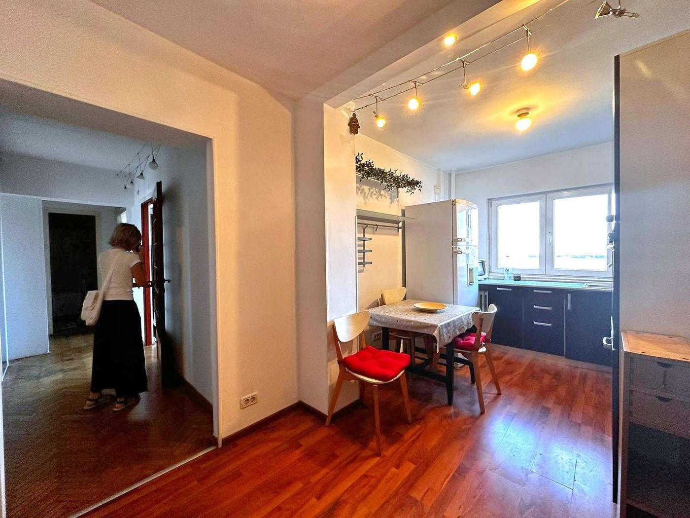Apartament 2 camere de închiriat mobilat în Banu Manta – Titulescu, - foto 6 Apartament 2 camere de închiriat mobilat în Banu Manta – Titulescu, - foto 6