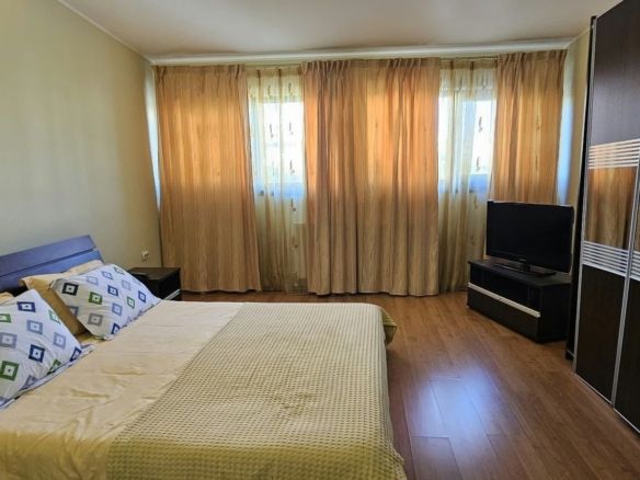 Spațiu - apartament 5 camere de închiriat – 160 mp - Micro 20 – zona BKO - Imagine principala