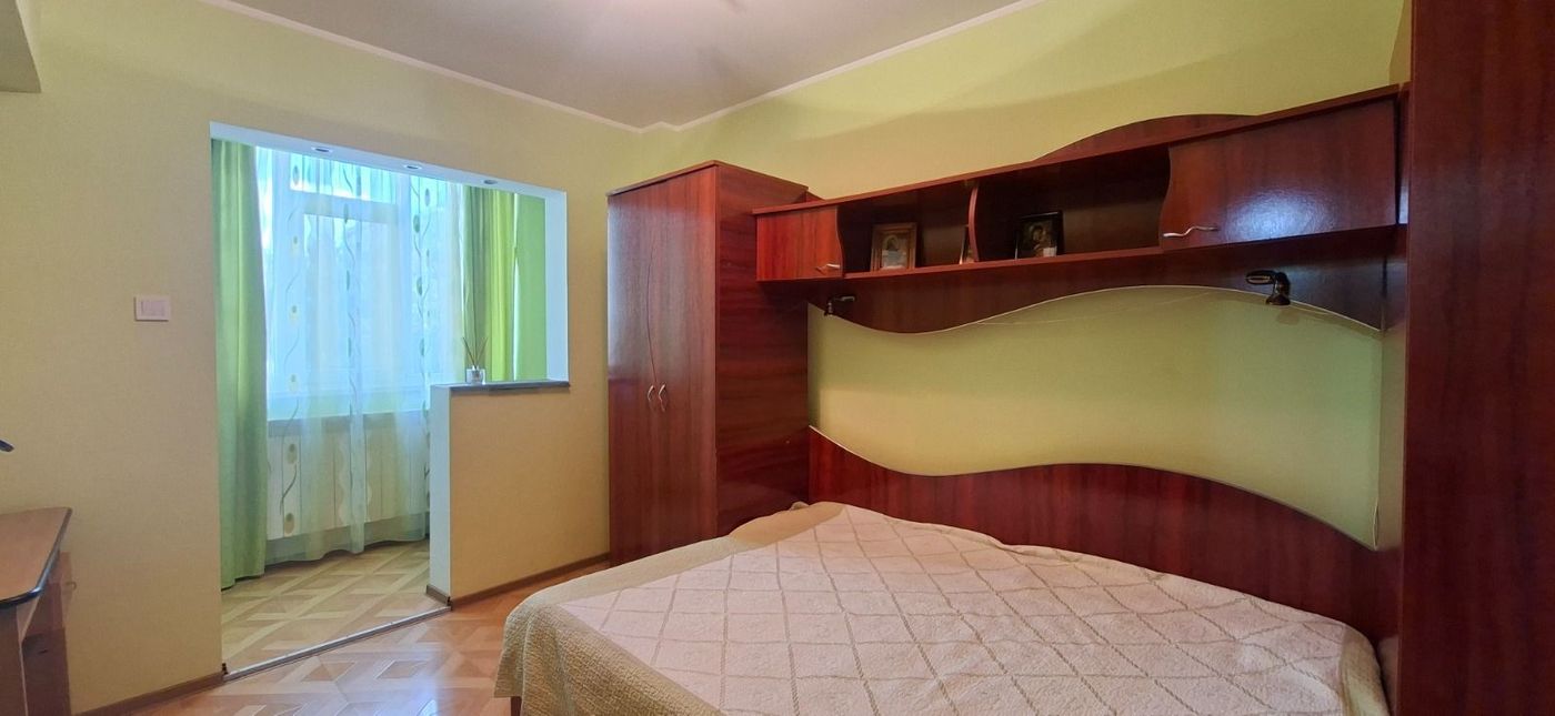 De inchiriat apartament cu 2 camere Micro 14, etaj 1, 350 euro - foto 7