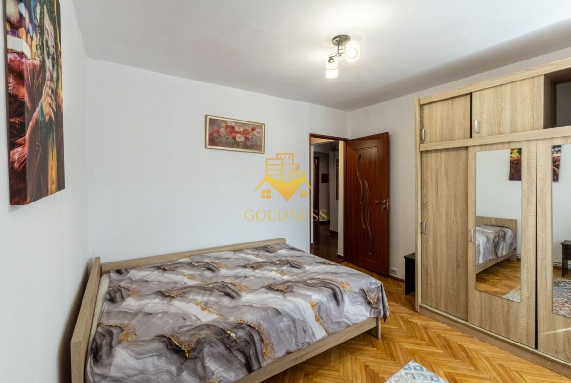 3 camere, decomandate, parcare, Zona Pta. Cipariu,Nicolae Titulescu - foto 2