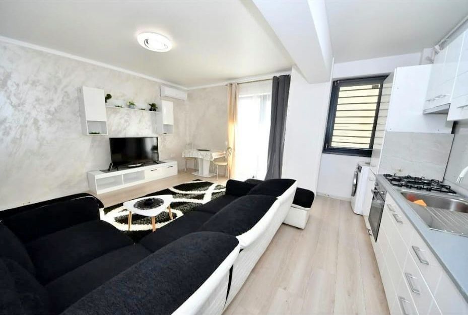 De inchiriat apartament 2 camere, bloc Flamingo, etaj 3, 500 euro - foto 2