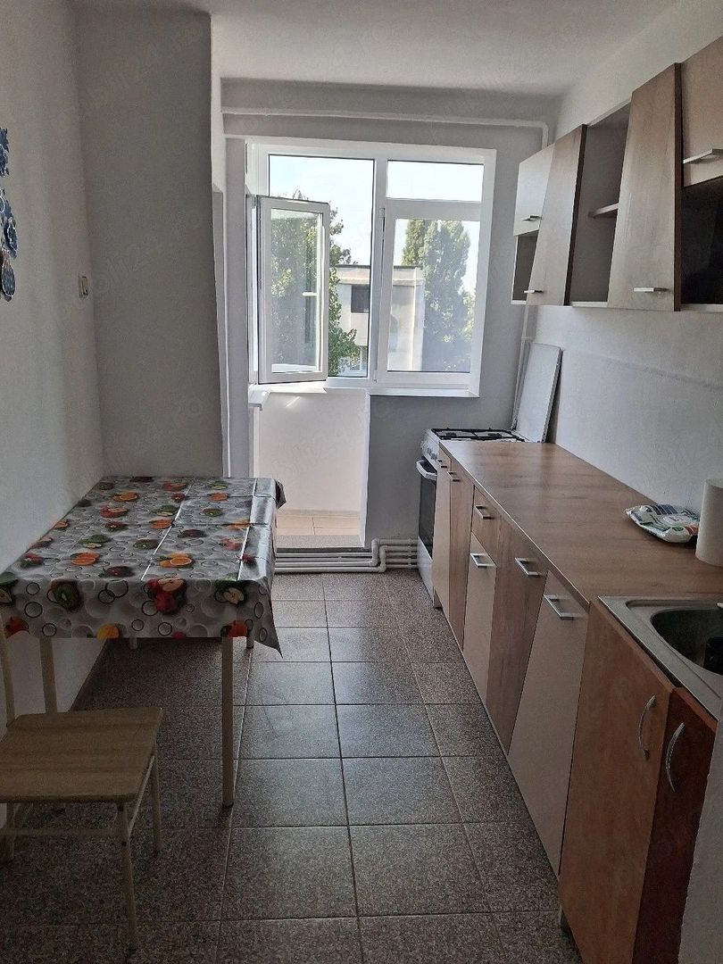 De inchiriat apartament cu 2 camere etaj 4 micro 13, 320 euro - foto 3