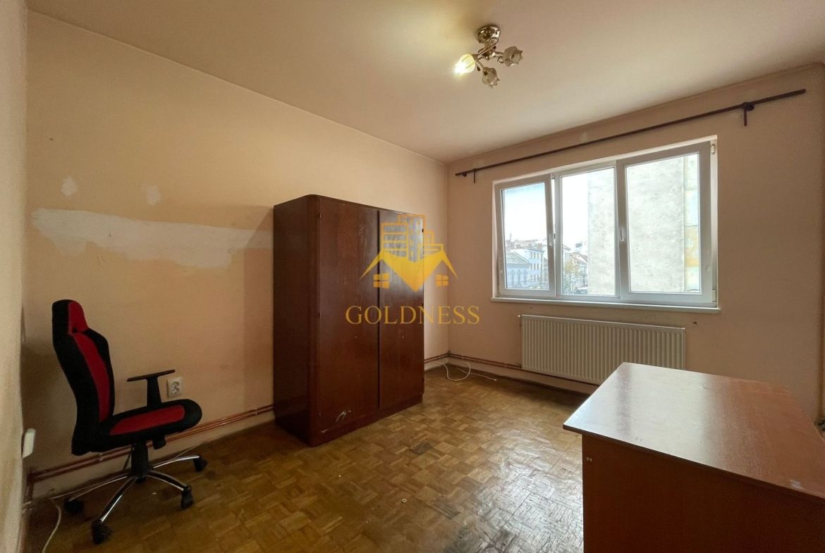 2 camere deco et 2 balcon Centru Mihai Viteazu / Leul /Piata Muzeului - foto 2