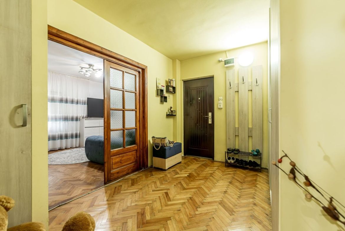 🏡 3 camere, 2 băi, parter – Aurel Vlaicu | 79.000 € - foto 3