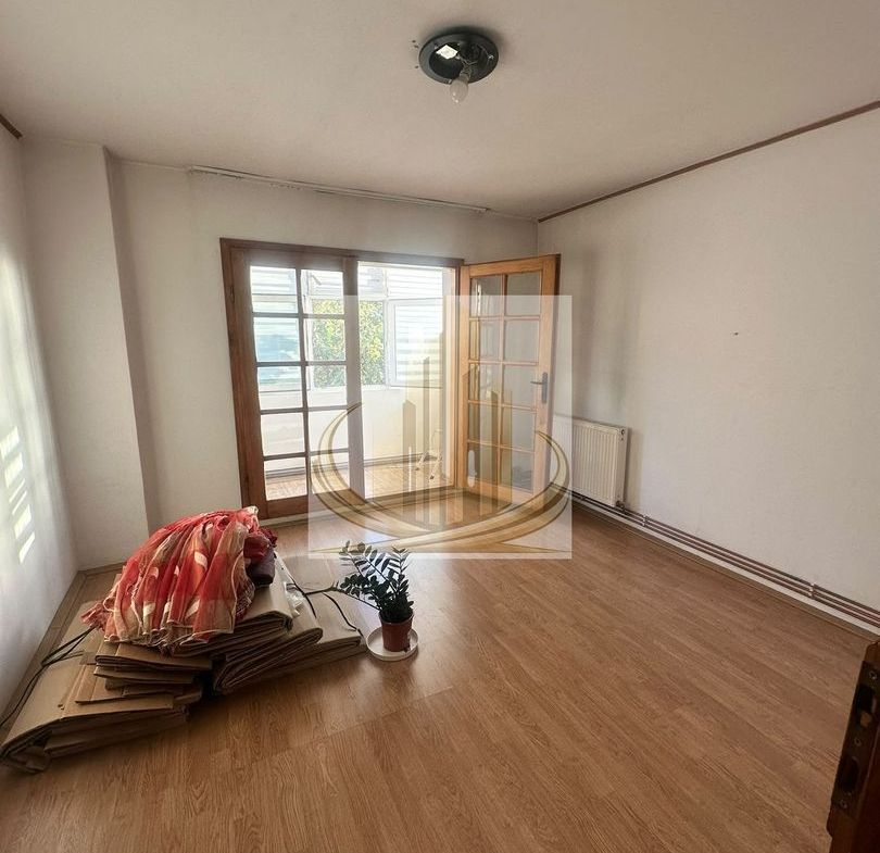 Apartament 3 camere Bucovina, 72 mp utili, 2 băi și 2 balcoane închise - foto 2