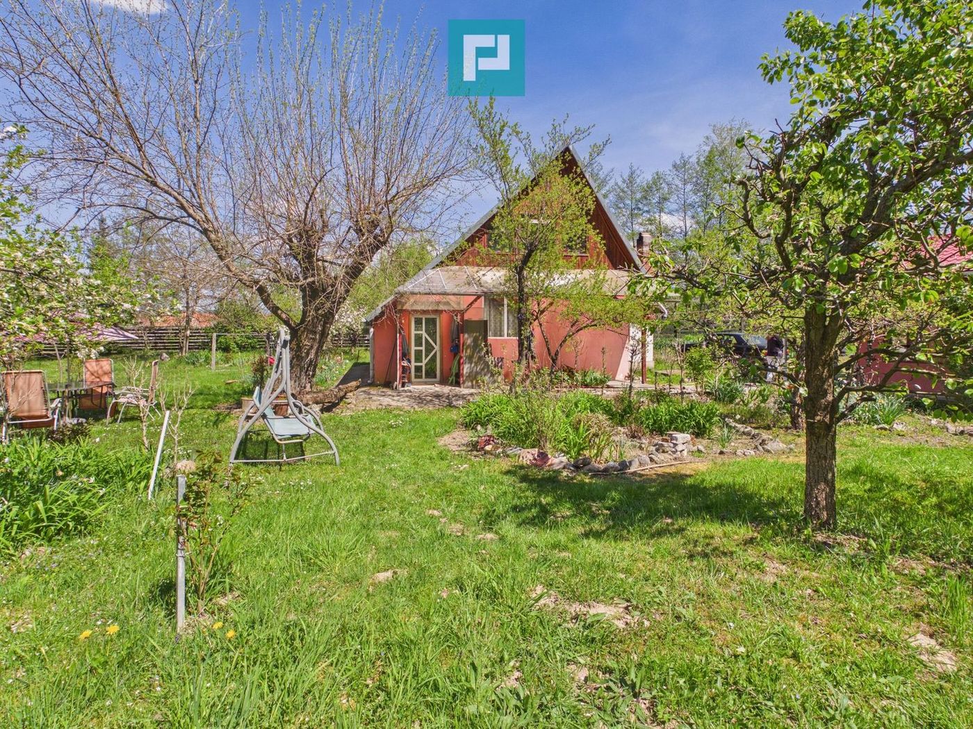 Casă Câmpani, 8000 mp teren, la poalele Apusenilor - foto 3 Casă Câmpani, 8000 mp teren, la poalele Apusenilor - foto 3